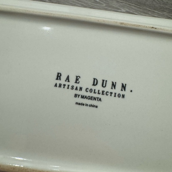 Rae Dunn “Hello Gorgeous” display plate - Picture 2 of 4